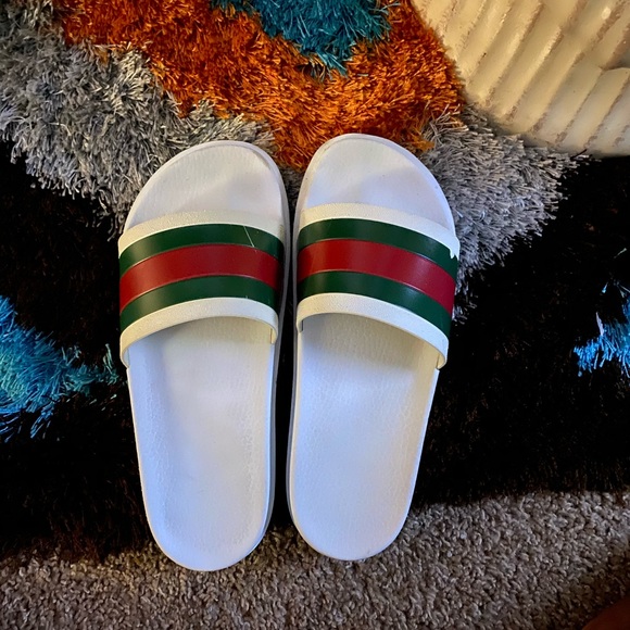 Size 7 - Picture 2 of 3